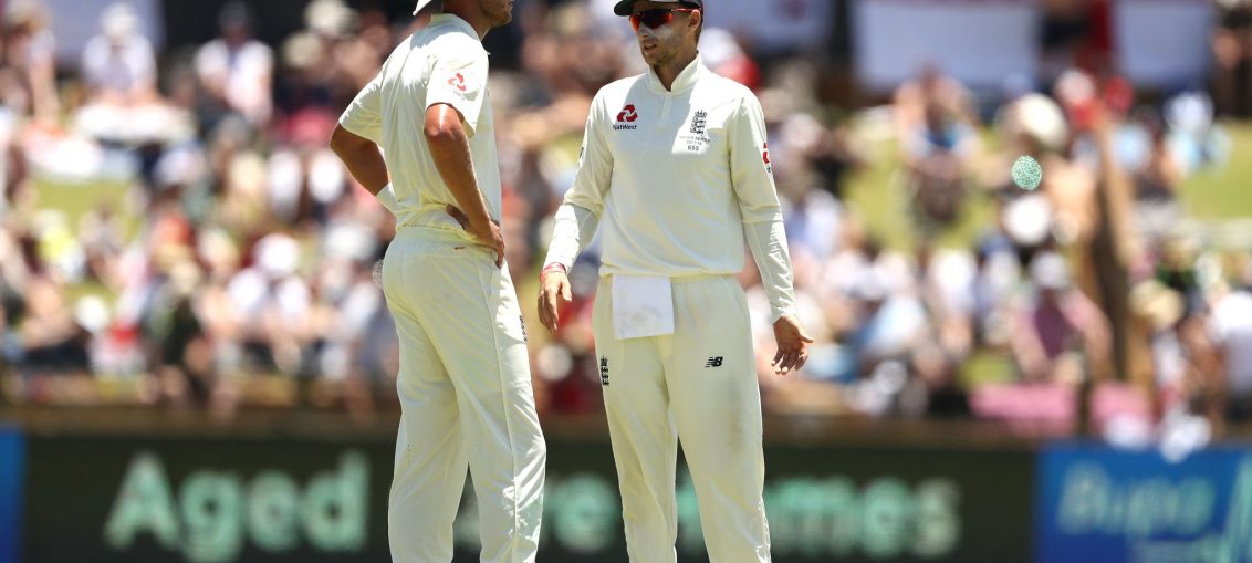 Stuart Broad and Joe Root