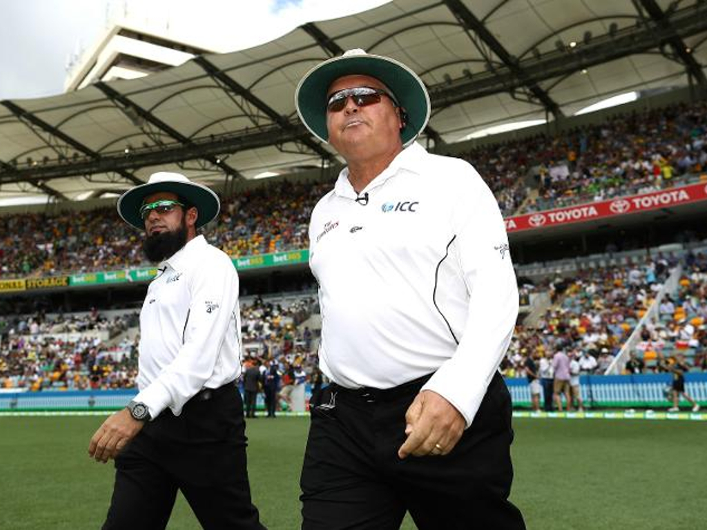 Icc Names Unchanged Elite Umpire Panel For 2018 19 Season Cricket365