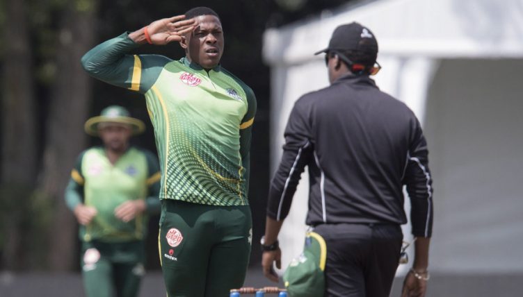 Sheldon Cottrell salute Vancouver Knights PA
