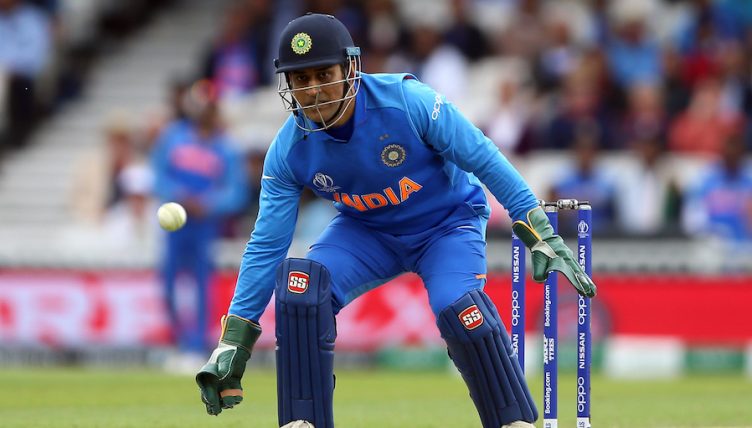 Dhoni India PA