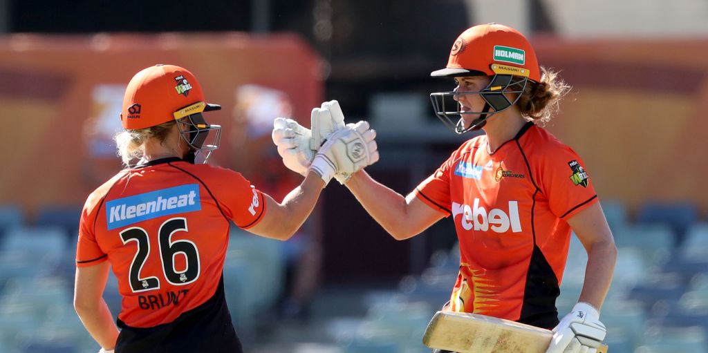 Katherine Brunt Nat Sciver Perth Scorchers England PA