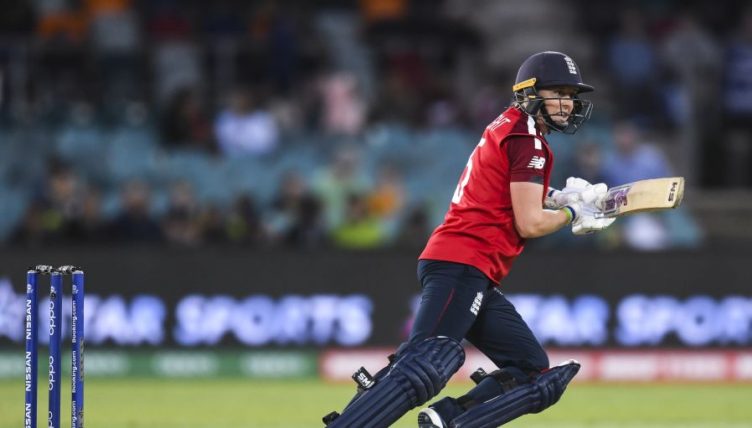 Heather Knight England Pakistan