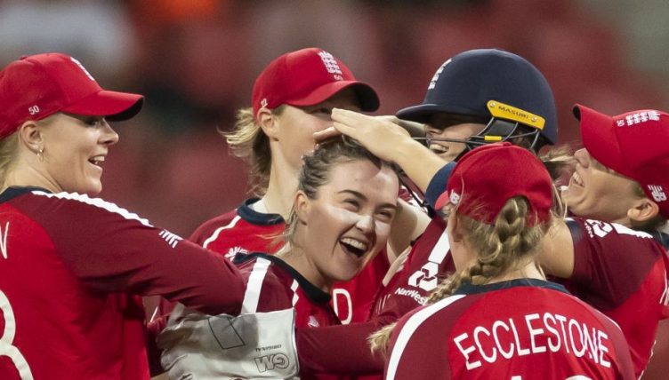England celebrate T20 World Cup qualification