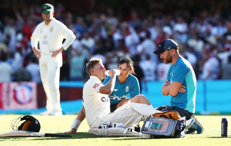Root had to dig deep at times