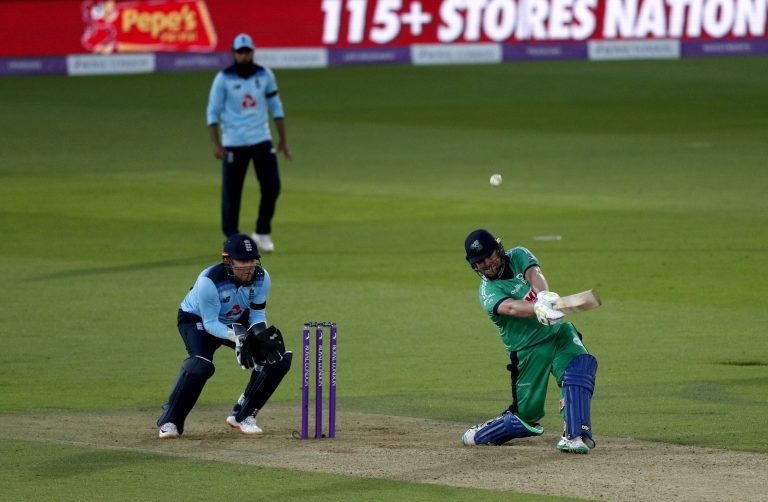Paul Stirling going big at the Ageas Bowl,