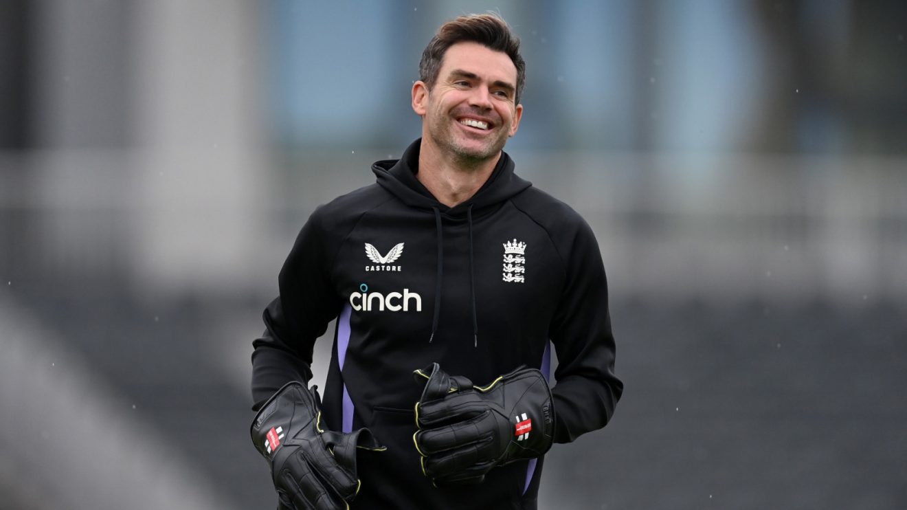 James Anderson trains with England