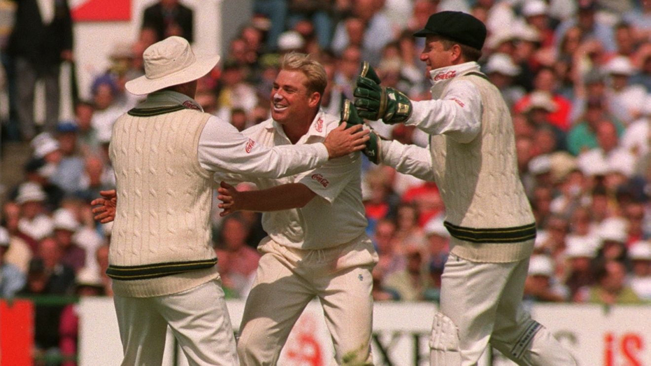 Shane Warne celebrates with Mark Taylor and Ian Healy