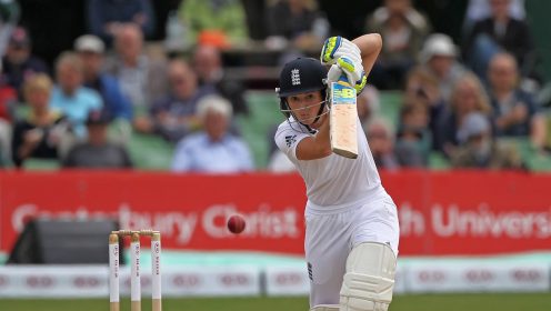 Charlotte Edwards hits the ball in cricket
