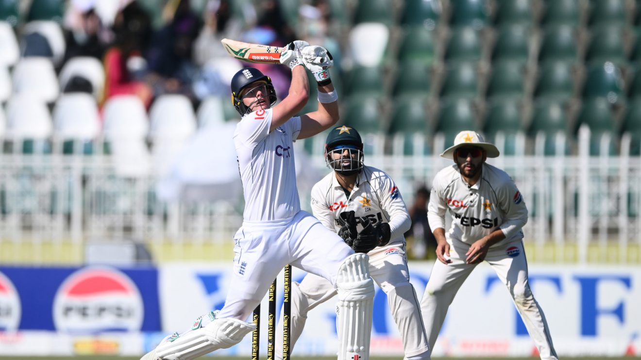 Jamie Smith bats for England