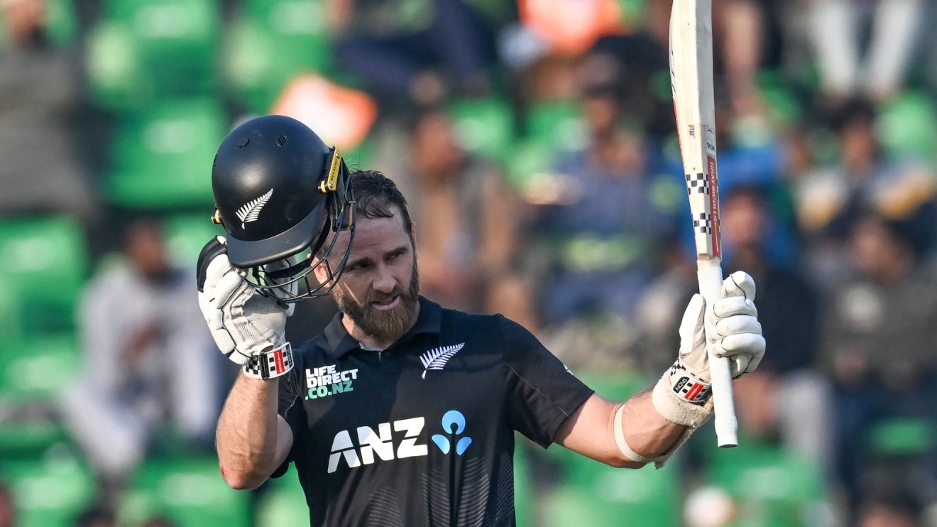 Kane Williamson bats in ODI cricket