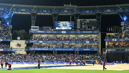 Wankhede Stadium fans