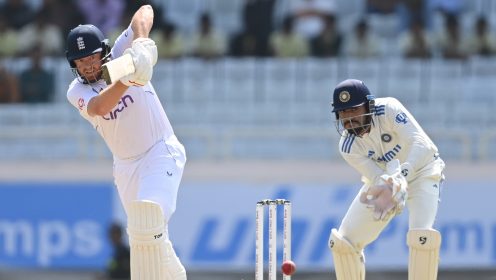 Jonny Bairstow bats