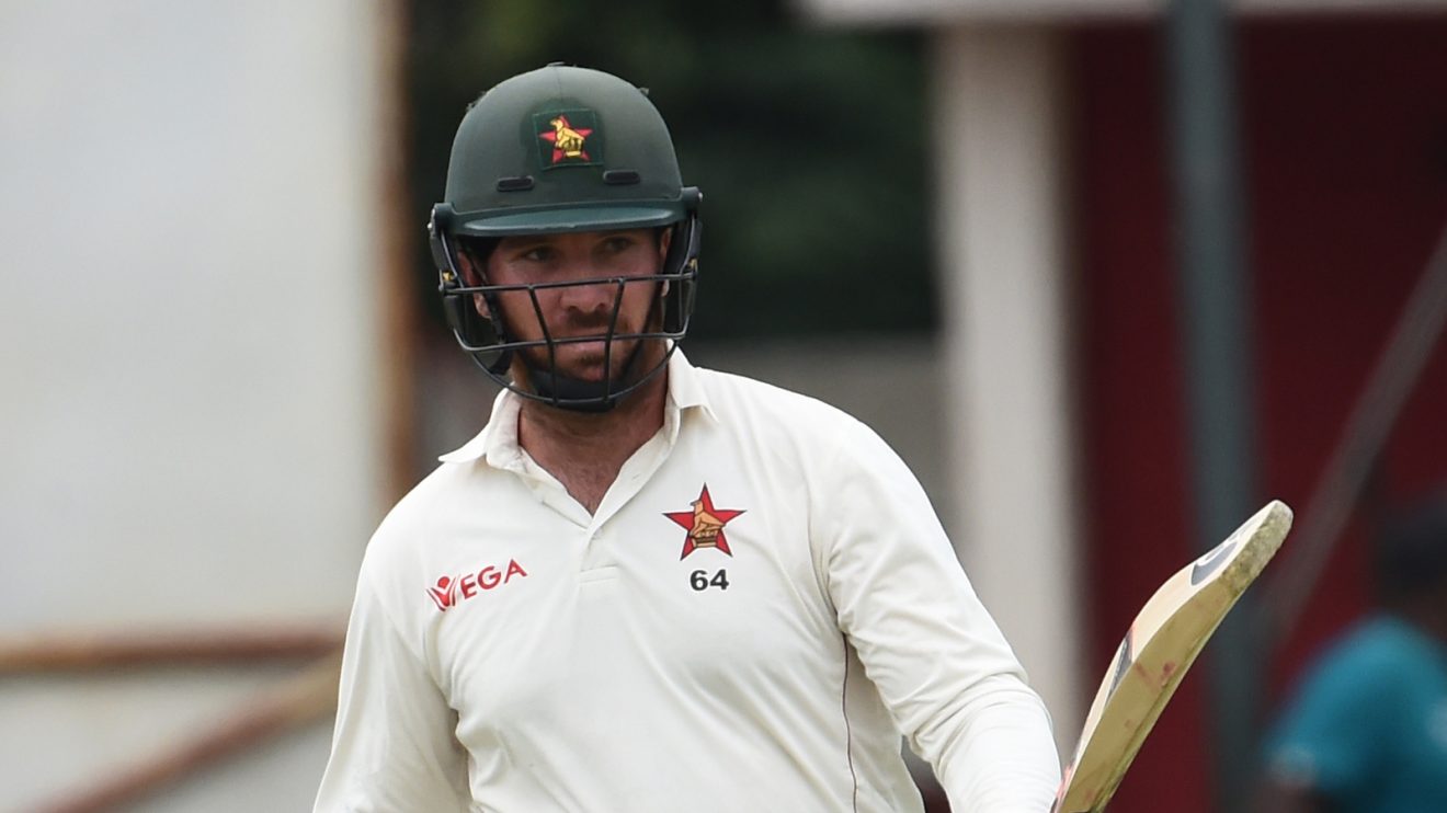 Brendan Taylor bats