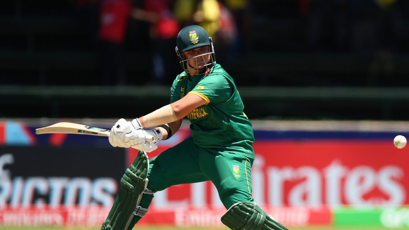 Lhuan-dre Pretorius bats
