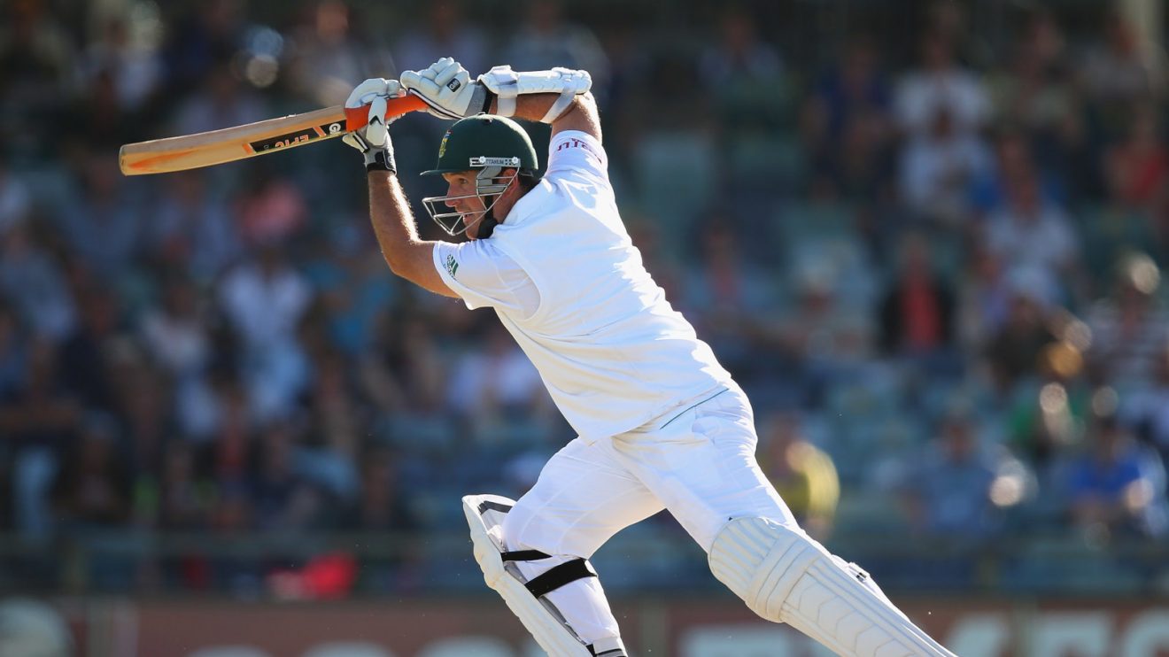 Graeme Smith bats