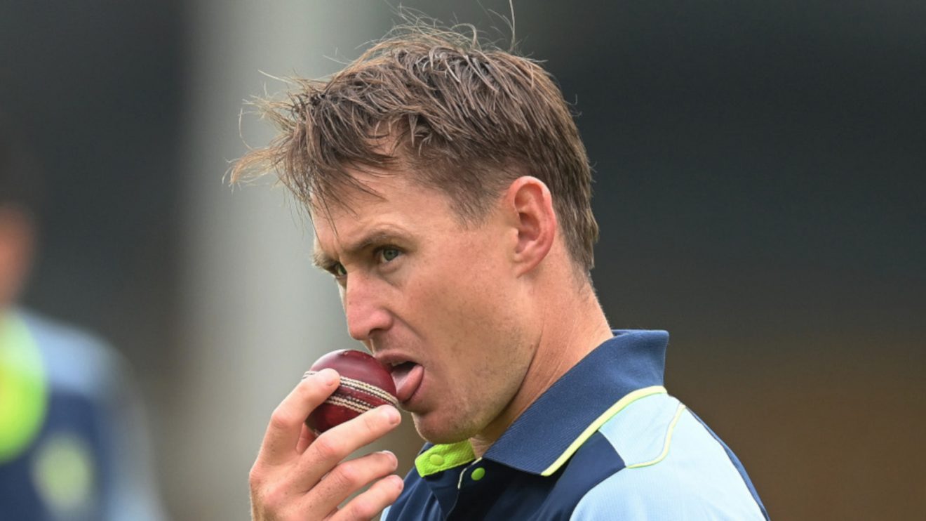 Marnus Labuschagne licks ball