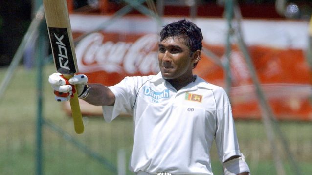 Mahela Jayawardene celebrates
