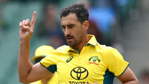 Mitchell Starc celebrates