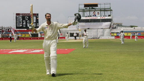 Jason Gillespie raises his bat
