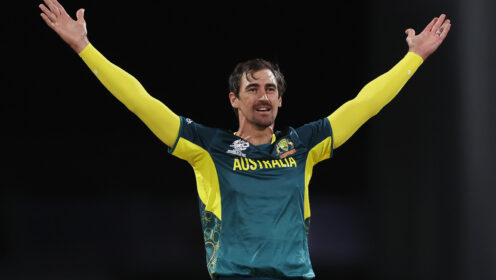 Mitchell Starc celebrates