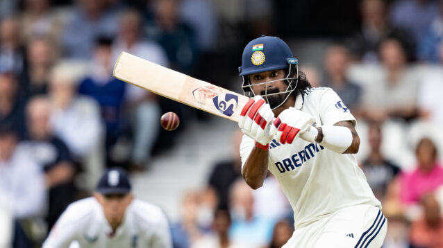 KL Rahul bats